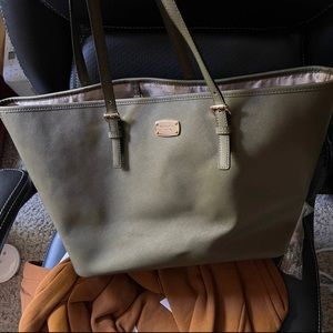 Michael Kors Tote